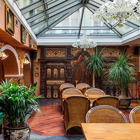 Hotel U Zlateho Stromu By Bhg Prague