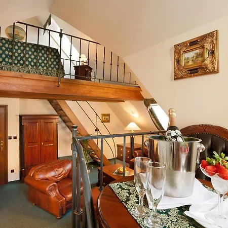 Hotel U Zlateho Stromu By Bhg Praga