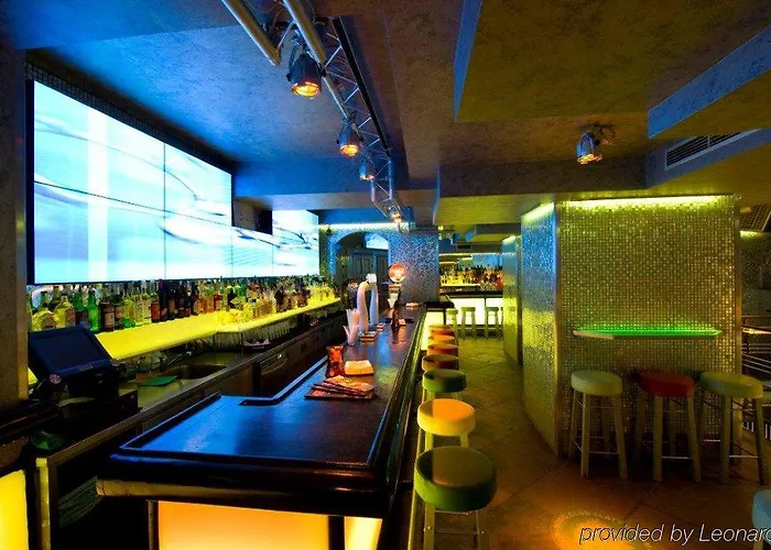 Hotell U Zlateho Stromu By Bhg
