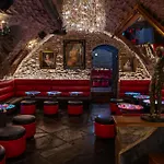 U Zlatého Stromu By Bhg Hotel 4*