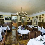 U Zlatého Stromu By Bhg Hotel Praga
